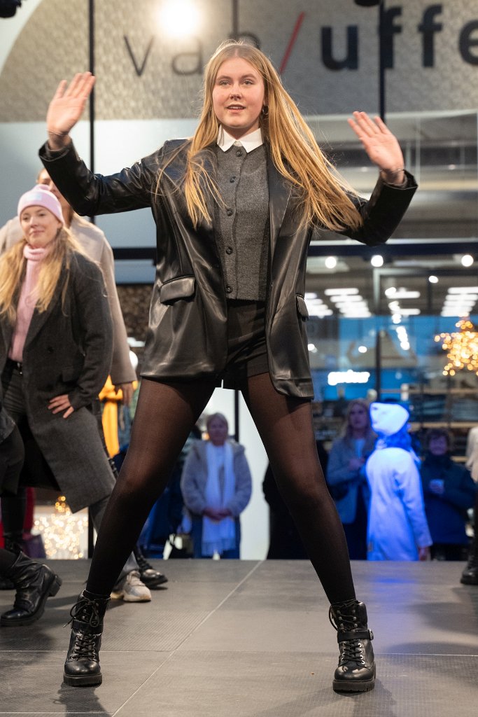 Modeshow 086.jpg
